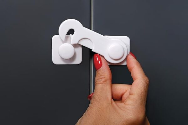 Furniture & glass cabinet latch