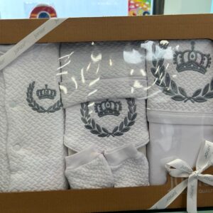 Junior 5-piece layette set crown 0-3
